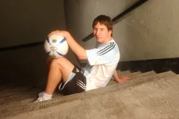 Messi ritka betegségben szenvedett, kezelés nélkül csak 140 centire nőtt volna meg