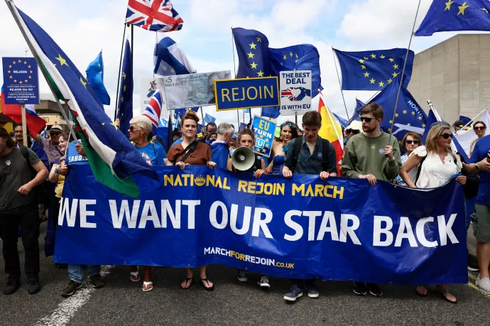 A britek tíz éve nem találják a helyüket, már inkább visszacsinálnák a brexitet