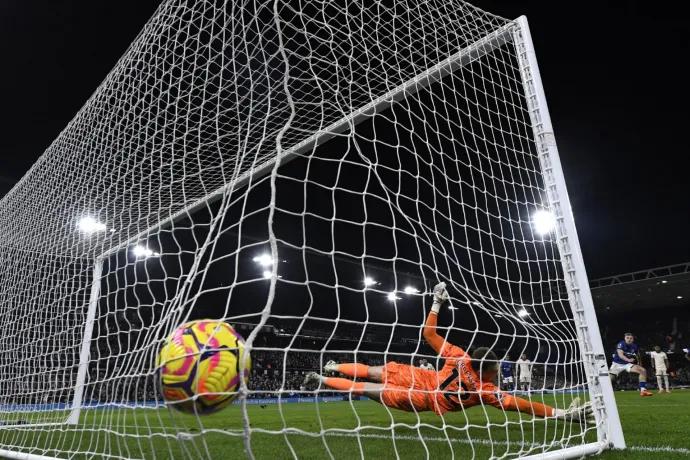 Arte: Is football having an identity crisis?
