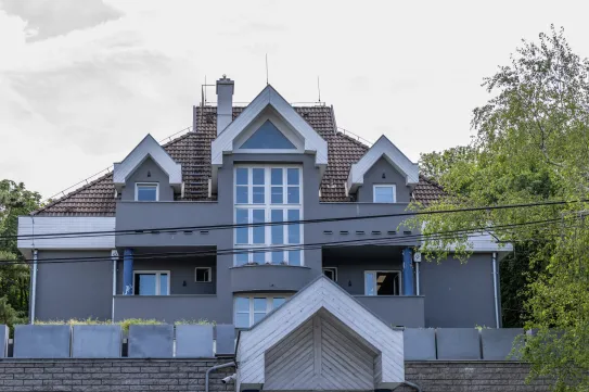 Azonnali hatállyal felmondta a Nemzeti Rendezvényszervező Ügynökség a Balásy-cégekkel kötött keretszerződéseit