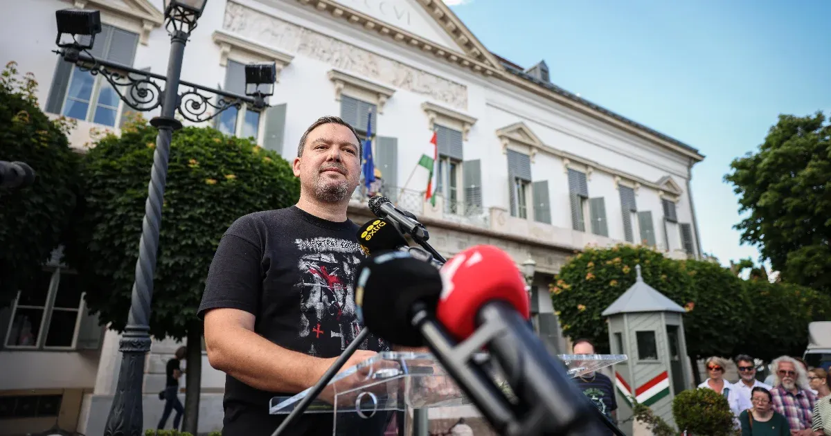 A Fidesz médiabirodalma: Luxusjachtok és válságban lévő újságok között