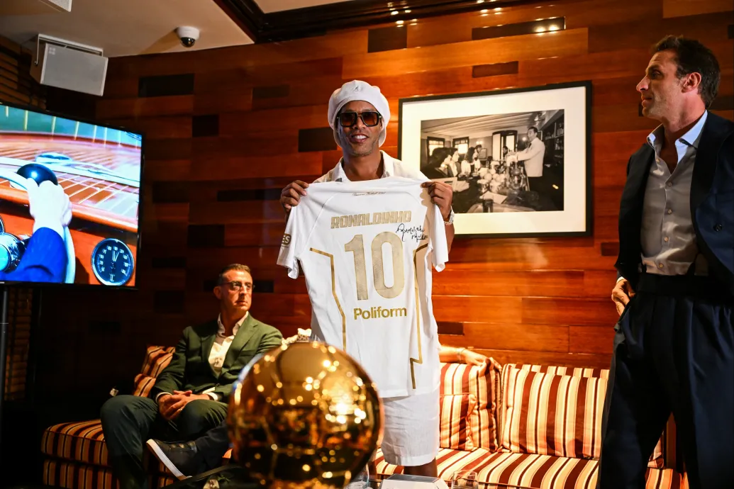 Ronaldinho 46 évesen, az olasz harmadosztályban térhet vissza a pályára