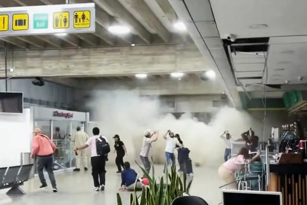 Leeső épületdarabok, törmelék mindenhol – videón a venezuelai földrengés pusztítása – Forrás: Telex.hu
