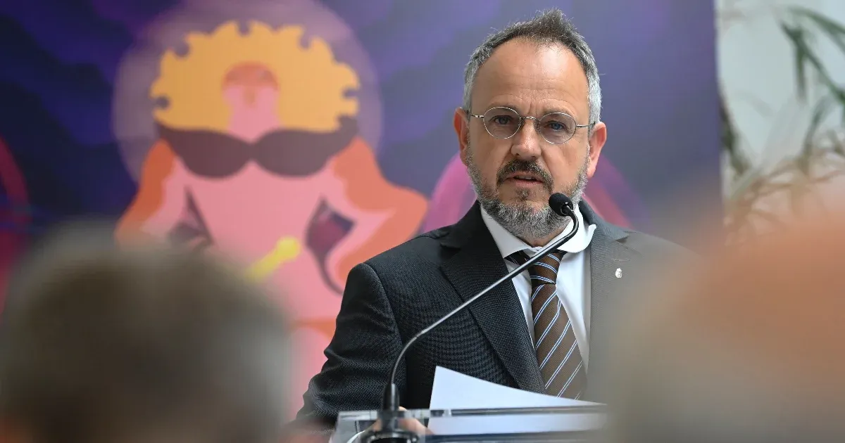 Letartóztatták Bús Balázst, az NKA volt alelnökét