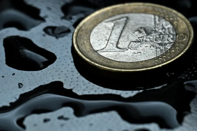 Tíz éve közelebb volt az euró bevezetéséhez Magyarország, mint most