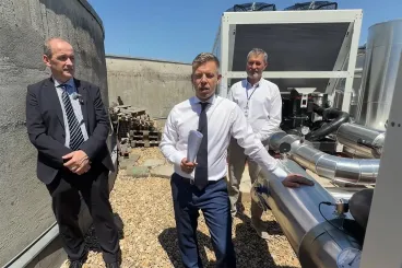 Magyar Péter csütörtök délután háromig adott határidőt a legfőbb ügyésznek, hogy számoljon be az aranykonvoj-ügyről