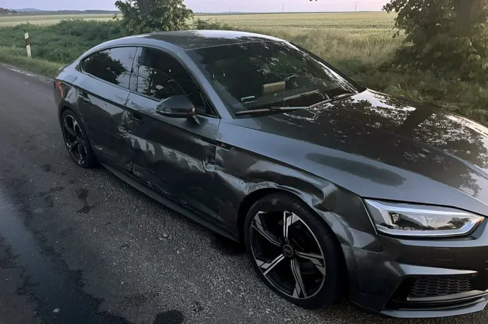 A balesetben részt vevő Audi – Fotó: Baranya Megye Balesetek Bamosz Kft.
