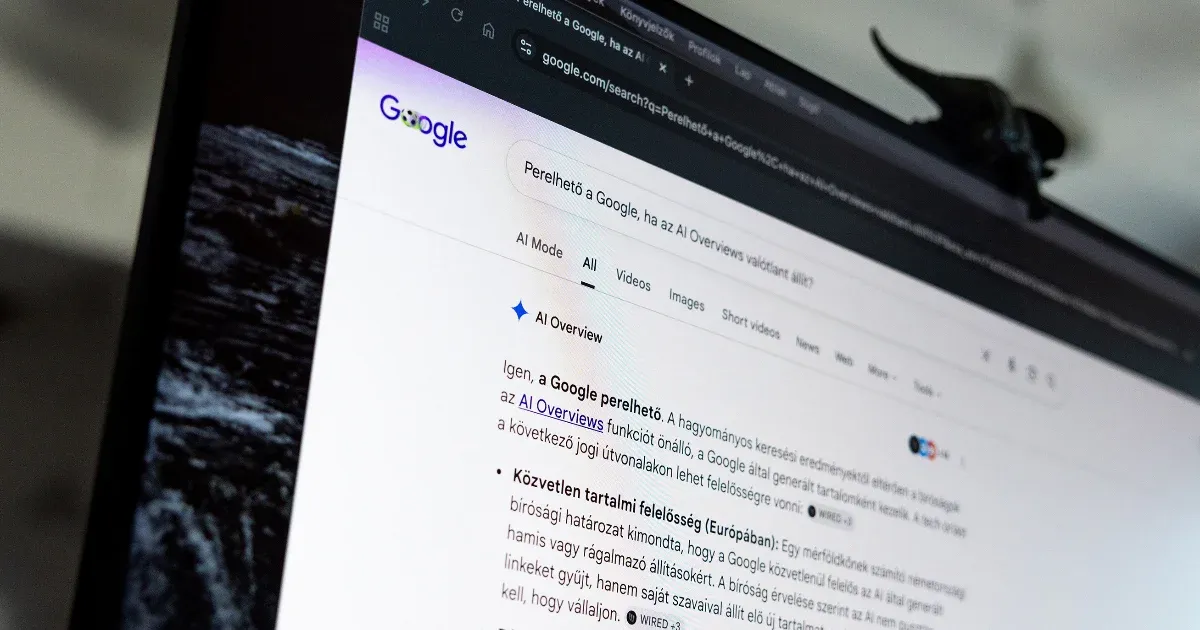 Bárki beperelheti a Google-t, ha a keresési eredmények tetején szereplő összefoglaló valótlan dolgokat talál ki róla