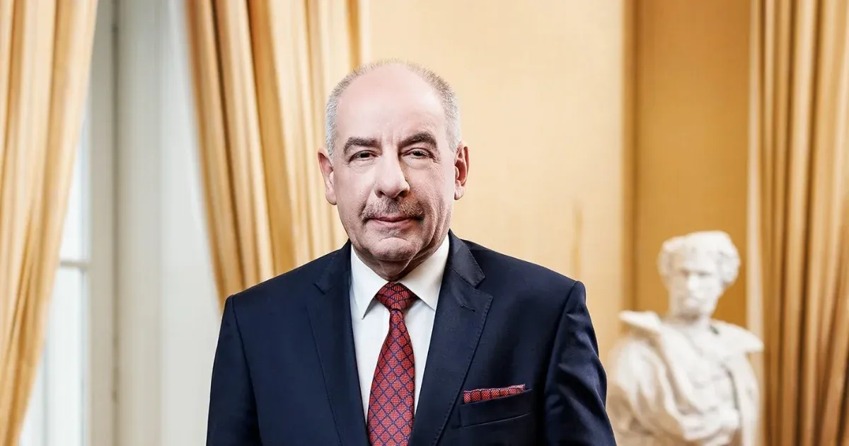 Sulyok Tamás aláírta az EU-s források hazahozataláról szóló törvényt
