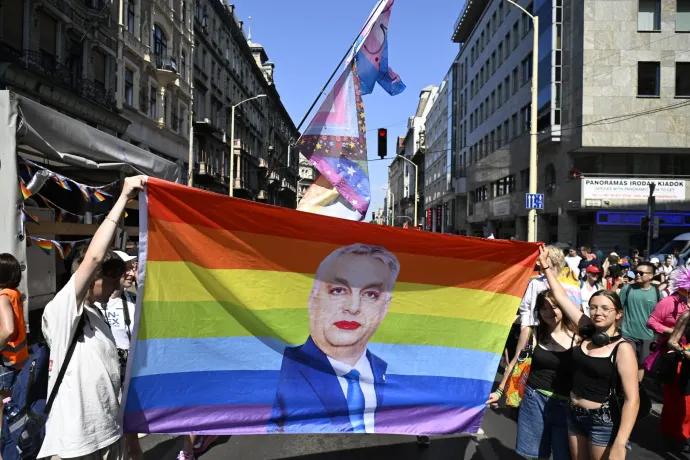 Lezajlott a poszt-Orbán-korszak első Budapest Pride-ja: a rendezvénynek békés, fesztiváli hangulata volt