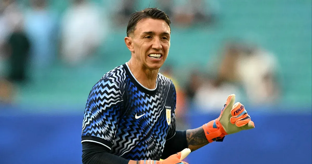 Muslera bocsánatot kért, Bielsa felelősséget vállalt Uruguay világbajnoki búcsúja után