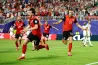 Őrület és két gól a hosszabbításban, Ausztria és Algéria hatgólos meccs után jutott tovább