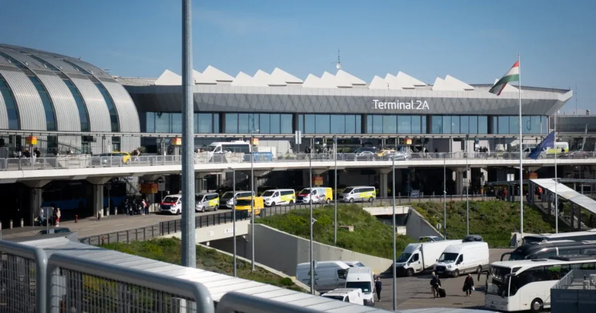 Landolás után füstölni kezdett egy teherszállító Boeing fékje a Liszt Ferenc Nemzetközi Repülőtéren