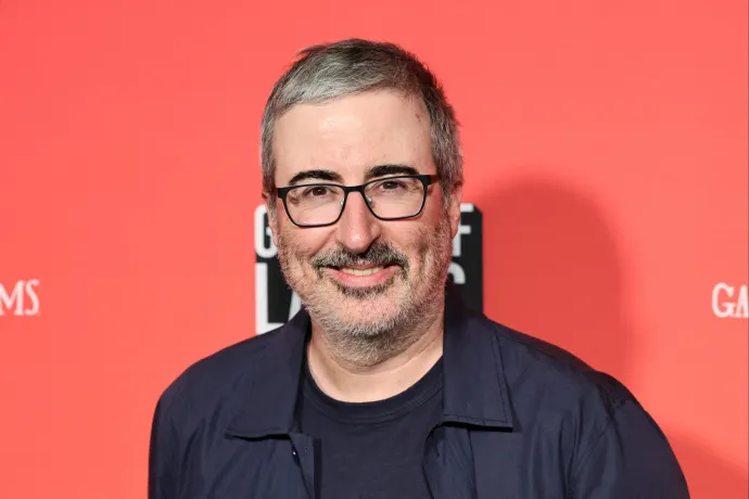 Teljesült a kívánsága, feltűnhet a több mint hatvan éve futó General Hospitalban John Oliver