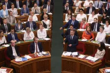 Feszültség, odamondogatás, pengeváltás a Tisztelt Házban, ahol Szijjártó Péter is megjelent