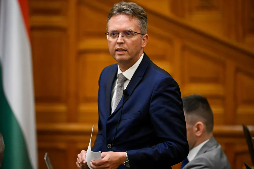 Hankó Balázs szolidaritást kér az NKA-botrányban letartóztattak számára – Forrás: Telex.hu