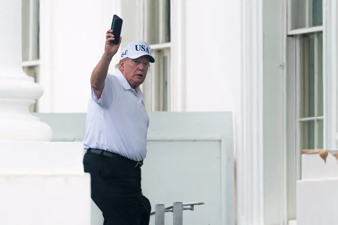 Hiába ment Trump a Legfelsőbb Bíróságig, nem másítják meg az elvesztett szexuális zaklatós ügyének ítéletét