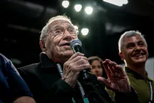 Rajonganak a 91 éves argentin újságíróért, aki 1958 óta egyetlen foci-vb-t sem hagyott ki