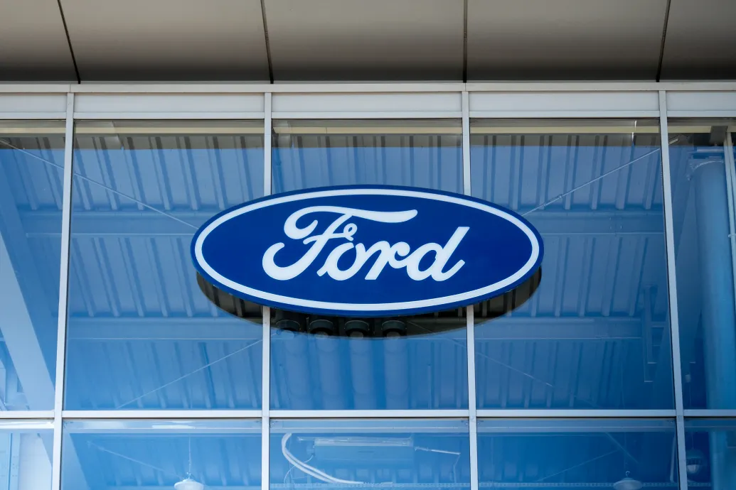 Visszavette tapasztalt mérnökeit a Ford, mert az MI nem vált be a minőségellenőrzésben