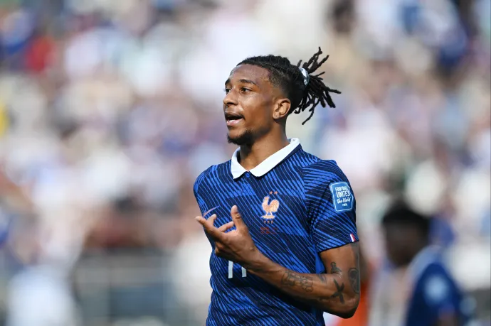 A svédek ellen is remekelő Olise már csak egy gólpasszra van Pelé rekordjától