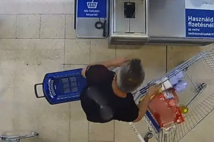 Hatszor olcsósította meg a vásárlását a sárgarépa kódjával a polgármester az önkiszolgáló kasszánál, elítélték csalásért