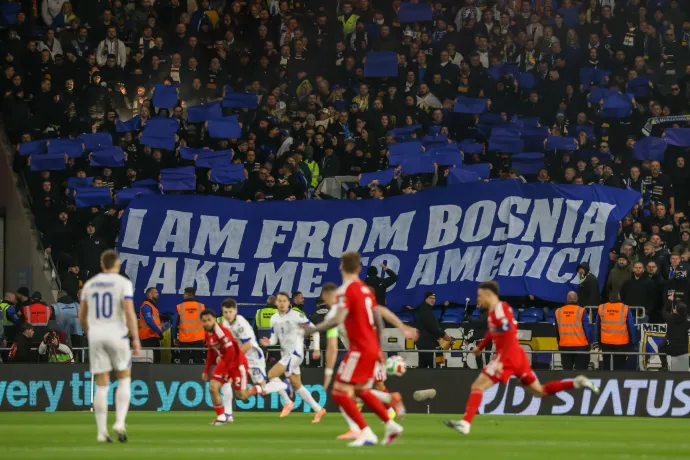 A felirat Bosznia-Hercegovina Wales elleni világbajnoki pótselejtezőjén – Fotó: Huw Fairclough / Getty Images
