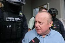 Őrizetbe vették a Pașca családot, évek óta az állam tudtával működtetett illegális otthonokat
