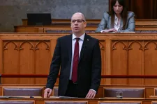 Aranykonvoj-ügy: az ügyészségen belül is elkezdték fúrni a legfőbb ügyészt