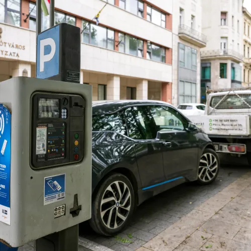 Jelentős beígért kedvezmény nélkül drágult a fővárosi parkolás