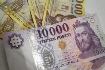 Mennyire erősödhet még a forint az euróbevezetésig?