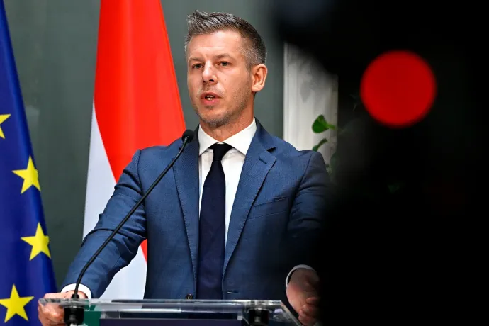 Megfeleznék az alkotmánybírók ciklusának a hosszát