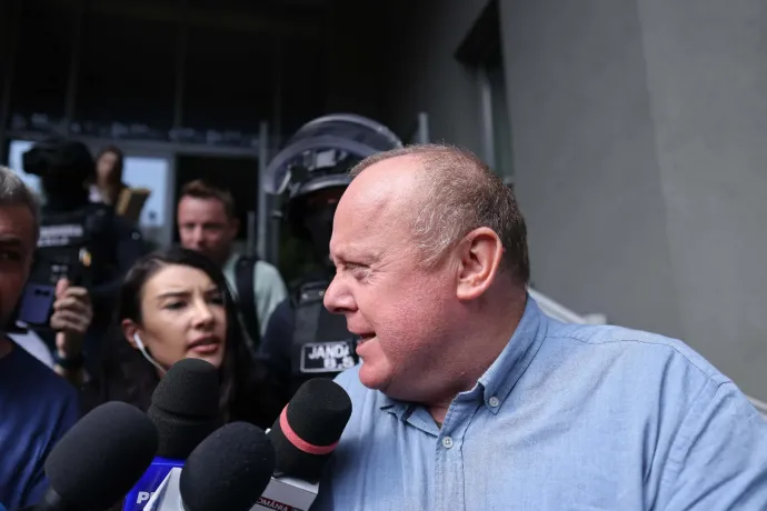 Megosztja a közvéleményt a hatóságok látványos akciója a Bihar megyei illegális otthonok működtetője ellen