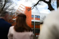 Durva túlárazással építtetett új emeletet a Magyar Táncművészeti Egyetem azzal a céggel, ami 800 millióért rakott liftet a budai Várba