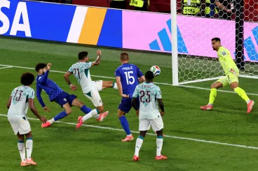 A FIFA szerint a labdába épített szenzorok is igazolták, hogy jogosan nem adták meg a horvátok gólját
