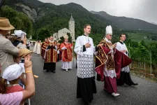 XIV. Leó pápára fittyet hányva szenteltek püspököket, a Vatikán válasza még a vártnál is keményebb volt