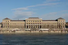Nyílt pályázaton választanának új kuratóriumi tagokat az alapítványi egyetemekhez