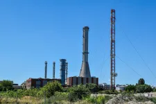 Lebontják a Kelenföldi Erőmű 146 méter magas kéményét