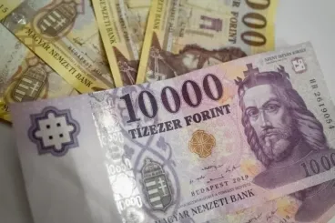 Mennyire erősödhet még a forint az euróbevezetésig?