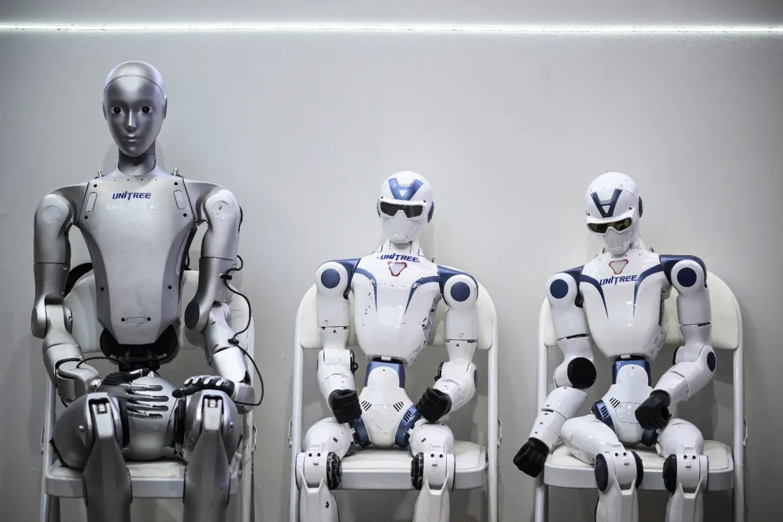 Pár év múlva tömegével jöhetnek a humanoid robotok a munkahelyekre