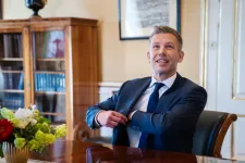 Magyar Péter kampányígéreteinek megfelelően módosítja Magyarország Alaptörvényét