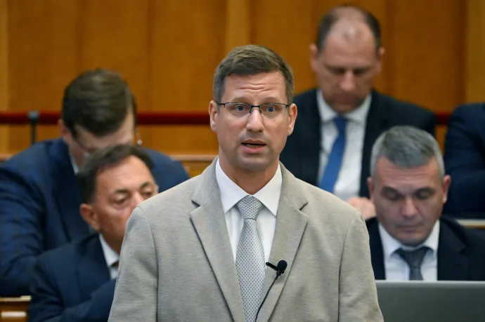 Gulyás Gergely már reagált is az Alaptörvény módosítására: Az önkényuralom kezdete Magyarországon