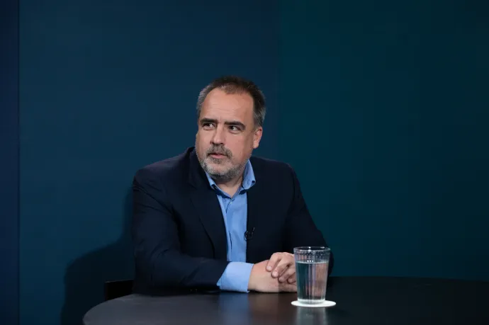 Török Gábor a Fidesz parlamenti bojkottján morfondírozik, szerinte a párt helyzete jelenleg elég reménytelen