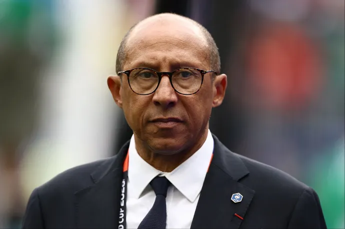 A paraguayi kapuslegenda afrikai csapatnak nevezte Franciaországot, a francia futballelnök elítélte a rasszista kommentet