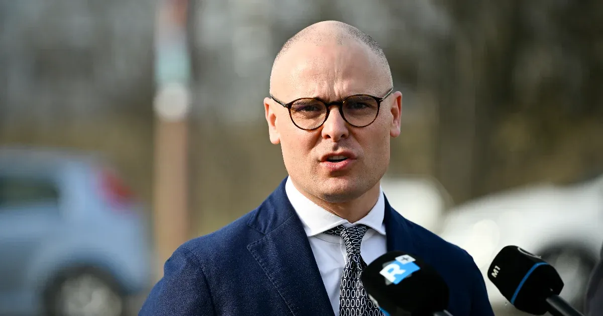 Lázár János egykori helyettese lett Áder alapítványának főigazgatója, Freund Tamás is helyet kapott a kuratóriumban