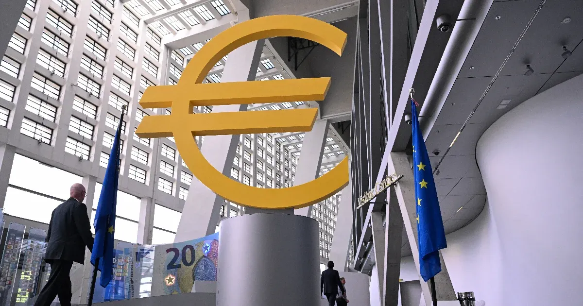 Új euró államkötvényeket bocsájt ki Magyarország