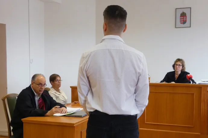 Már a tragikus baleset napján is szabálytalankodott: a győri Aston Martin-os gázoló a bíróságon azt állította, nem tudja, miért adott gázt