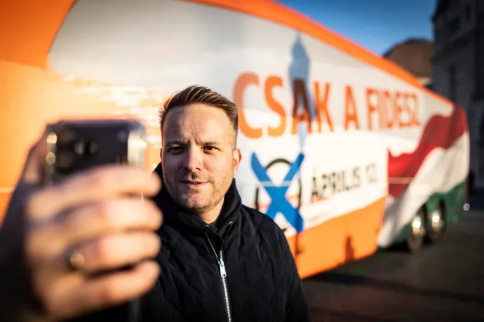 Vizsgálatot rendelt el Forsthoffer Ágnes, amiért Bohár Dániel a Fidesz vendégeként dolgozik a Parlamentben