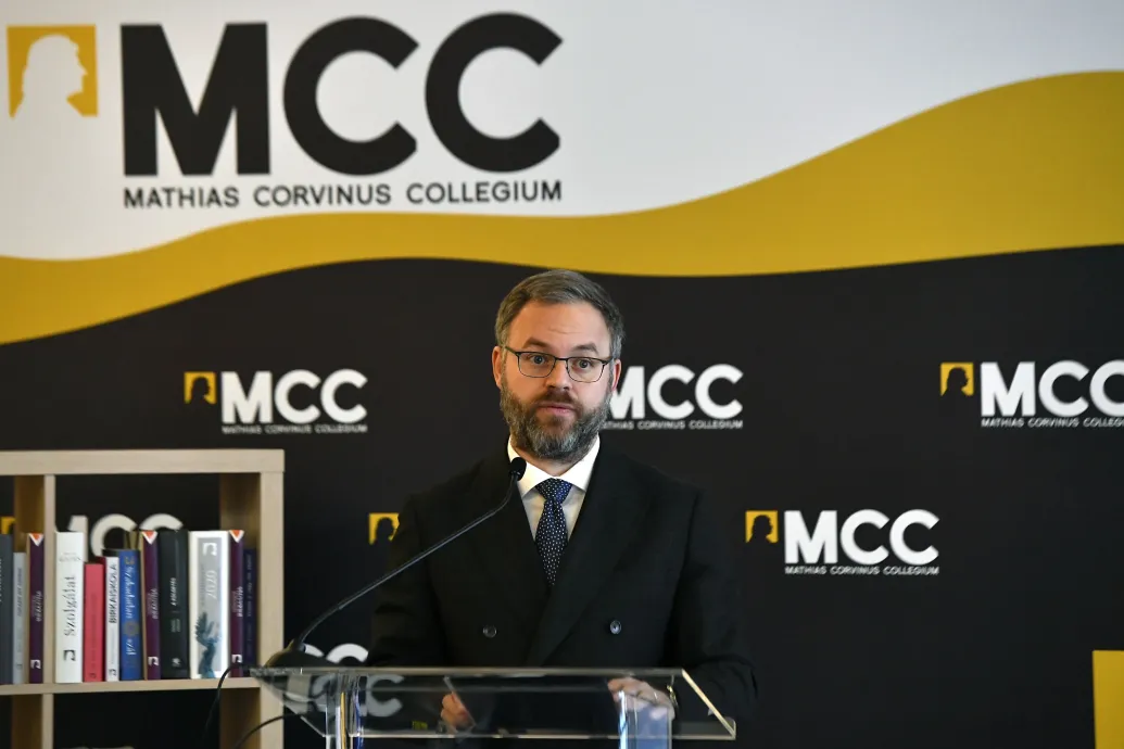 Hivatalos: július végén megszűnik az MCC alapítványa
