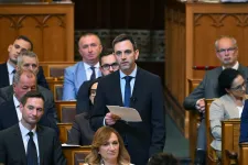 Újabb lépés és parlamenti egység az ügynökakták nyilvánossága felé: megszavazták az előkészítésről szóló javaslatot