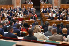 Megszavazta a parlament a Budapestnek szánt segélyhitel eltörlését